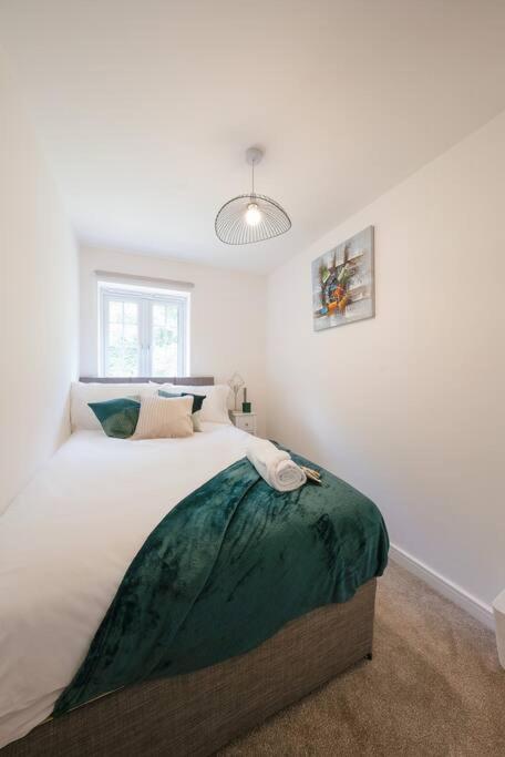 Stylish 2-Bed Home - For Company Contractor And Leisure Stays - Nec, Airport, Hs2, Contractors, Resort World เบอร์มิงแฮม ภายนอก รูปภาพ